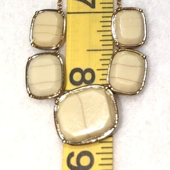 Neutral Cream Squares Brown Veining Gold Tone Work Casual Necklace - Picture 5 of 8